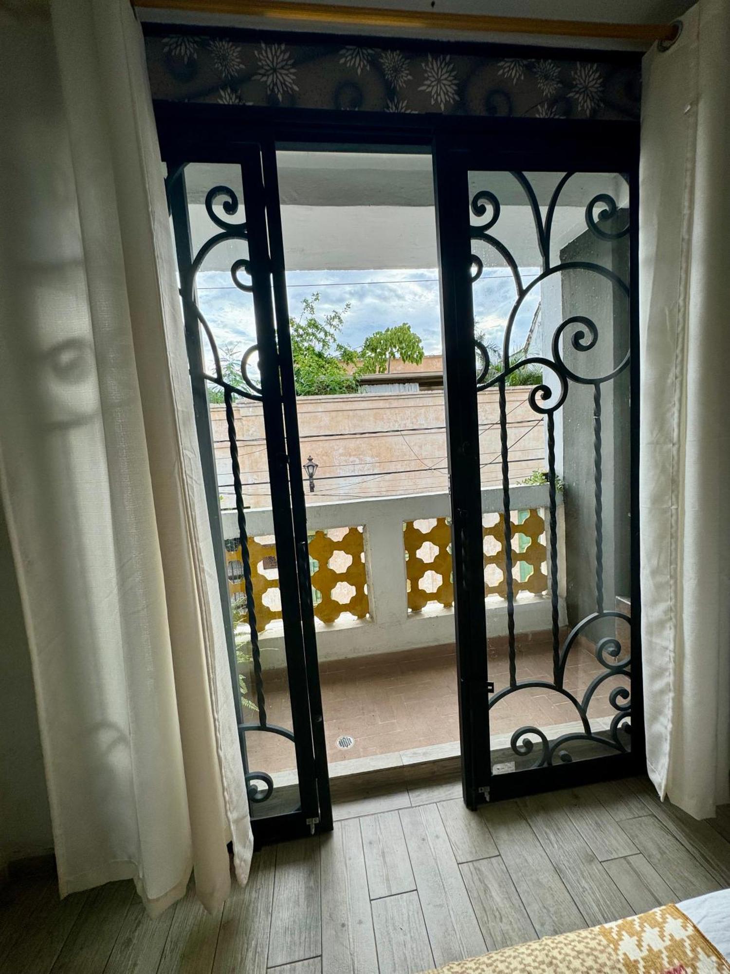 Hotel Casa Bresse カリ エクステリア 写真