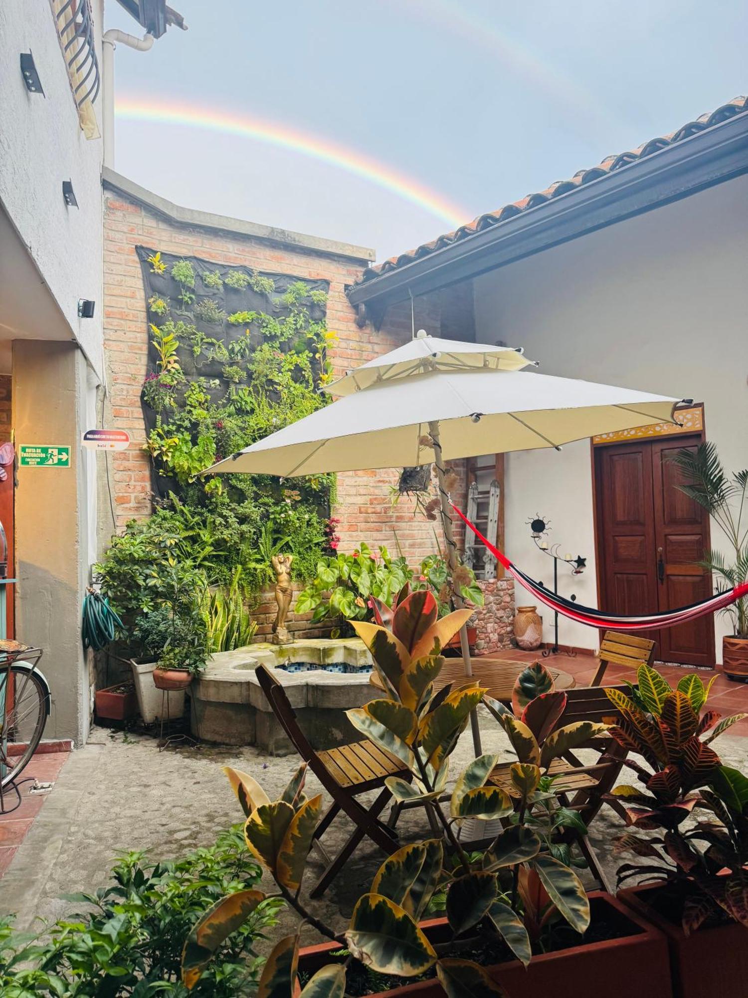 Hotel Casa Bresse カリ エクステリア 写真